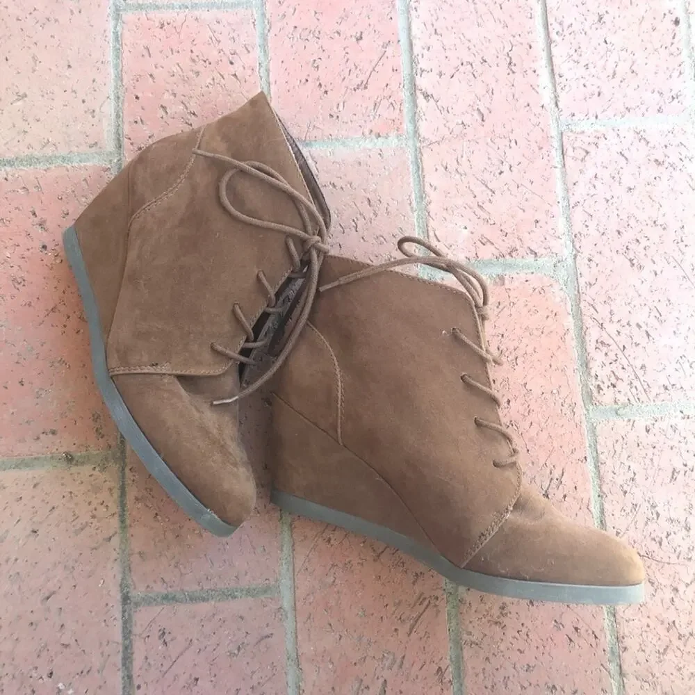 Madden Girl suede oxford wedge heels